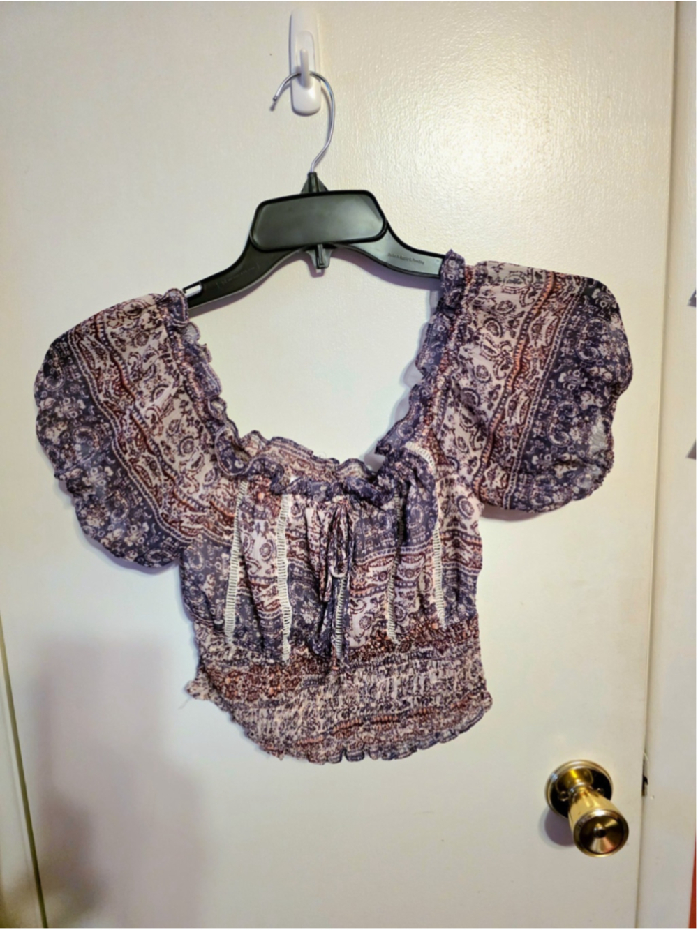 Olivaceous Women's Boho Cropped Top Size Small